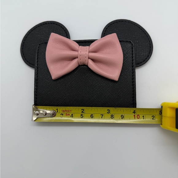 Loungefly Minnie Mouse themed wallet with ears and pink bow. - Picture 4 of 5